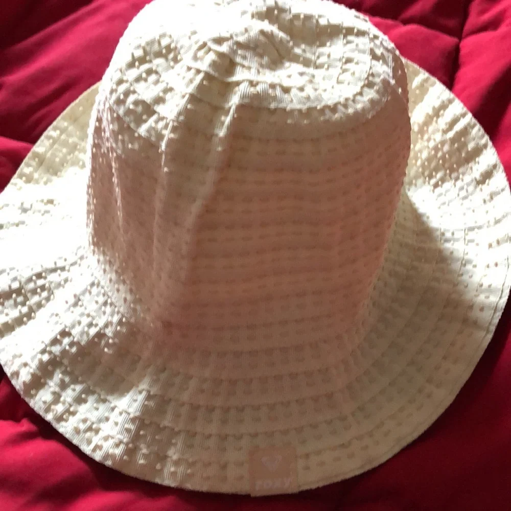 NWOT Ribbon Bucket hat Roxy - Picture 3 of 3